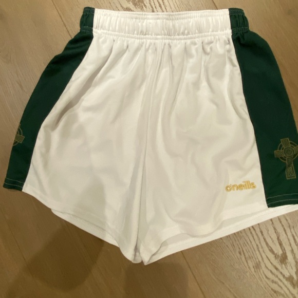 Mens O’Neills GAA Irish Football Shorts - Picture 1 of 3